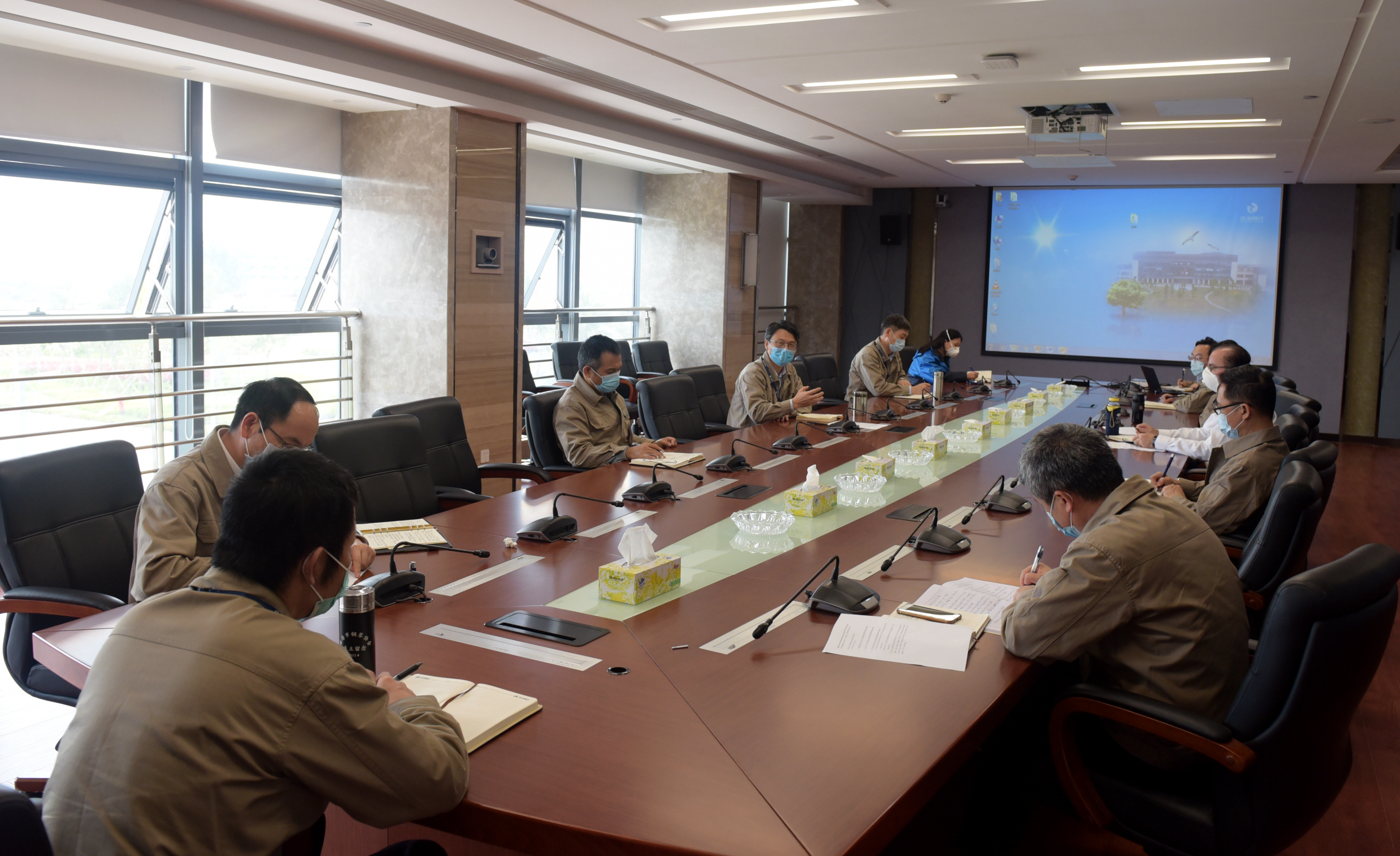 统筹防疫与复产共组会议(全景).JPG 统筹防疫与复产共组会议(全景).JPG